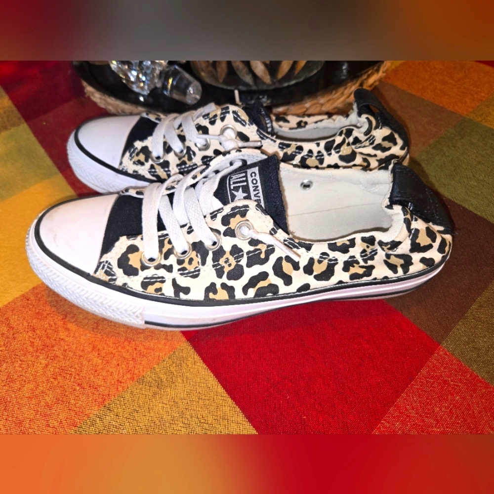 Leopard print Converse sz 7.5